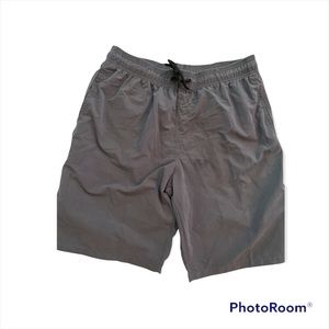 Men’s swim shorts